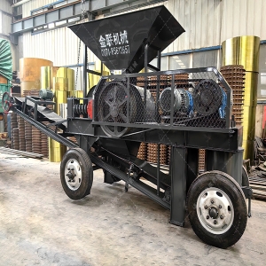 2PG小型移動(dòng)對輥破碎機(jī)發(fā)貨現(xiàn)場圖片_發(fā)往江西撫州