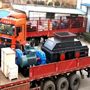 2PG1200x800型直連式半自動對輥破碎機(jī)發(fā)貨圖片