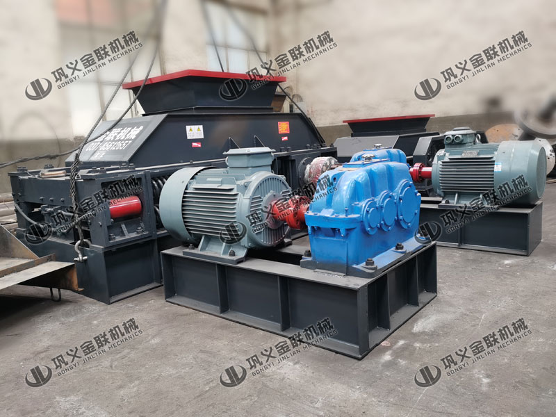 時(shí)產(chǎn)30噸對(duì)輥破碎機(jī)有哪些結(jié)構(gòu)，有哪些型號(hào)？