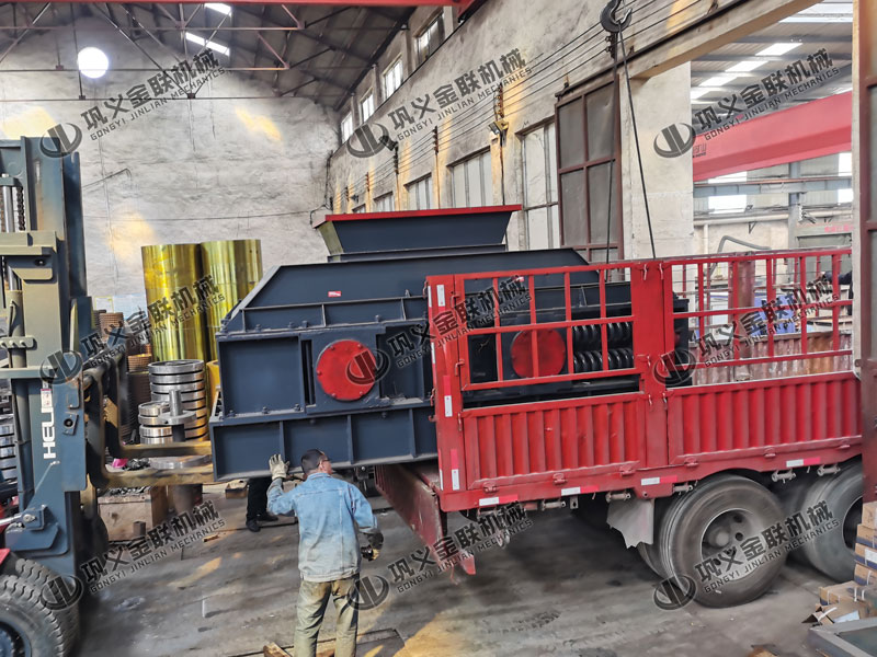 購(gòu)買兩輥破碎機(jī)哪個(gè)廠家好，質(zhì)量怎樣？