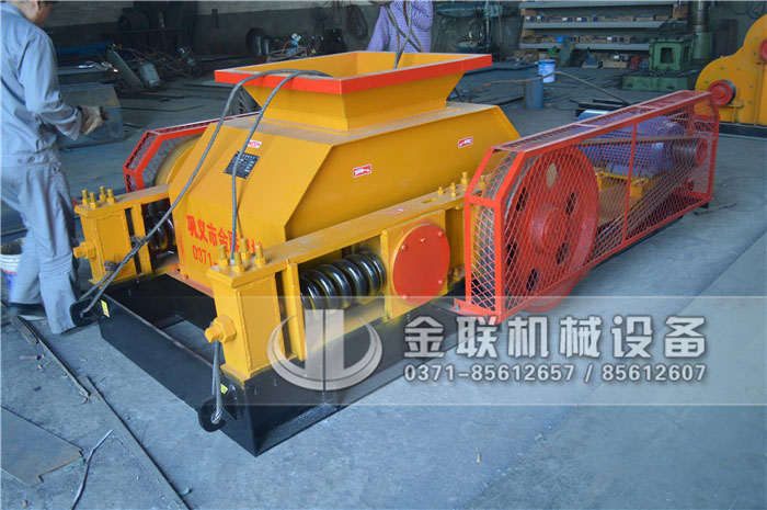 小型爪型強力破碎機投資少、見效快