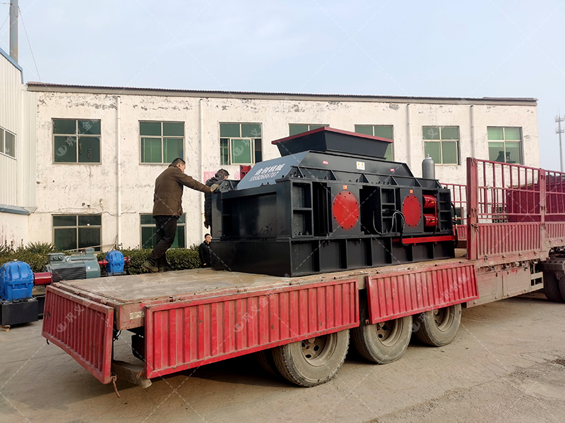 全自動液壓對輥制砂機產(chǎn)量高嗎?價格貴嗎? 全自動液壓對輥制砂機產(chǎn)量高嗎?價格貴嗎?