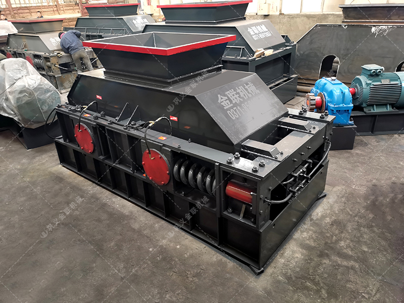 2PG800X600中型對輥破碎機發貨圖片_發往四川瀘州_破碎瓜子石