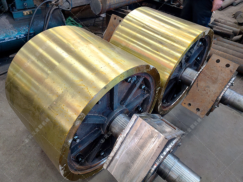 時產(chǎn)80-100噸液壓對輥破碎機用哪個型號，多少錢一臺？