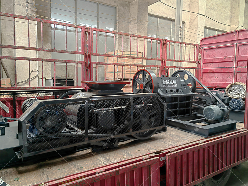 建筑垃圾回收難?雙齒輥破碎機為何能輕松“消化”不規(guī)則物料? 建筑垃圾回收難?雙齒輥破碎機為何能輕松“消化”不規(guī)則物料?