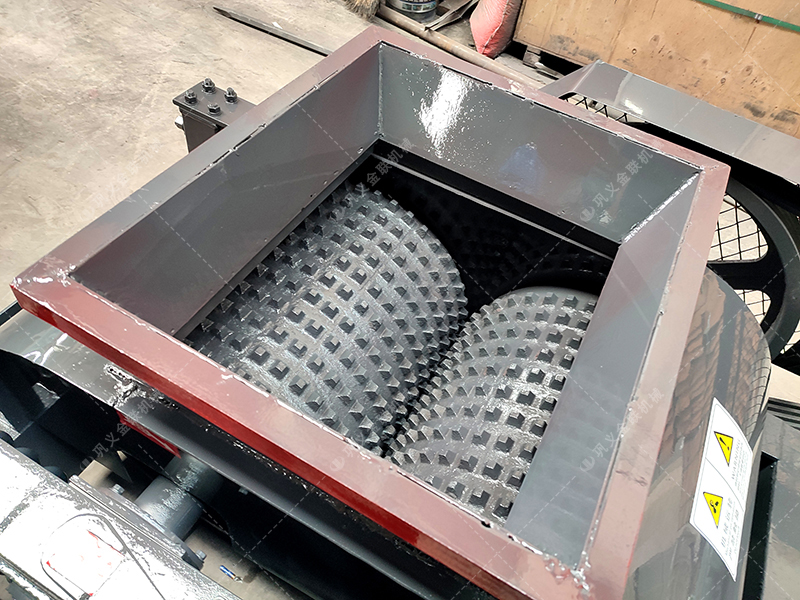 選煤廠為何鐘情雙齒輥破碎機？操作時要注意啥？