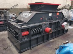 河南風化砂制砂機多少錢一臺，哪個廠家服務好？