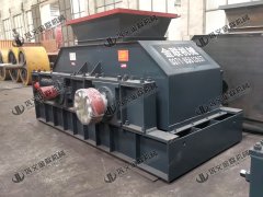 河南哪個廠家鵝卵石破碎機(jī)好，購買一臺多少錢？